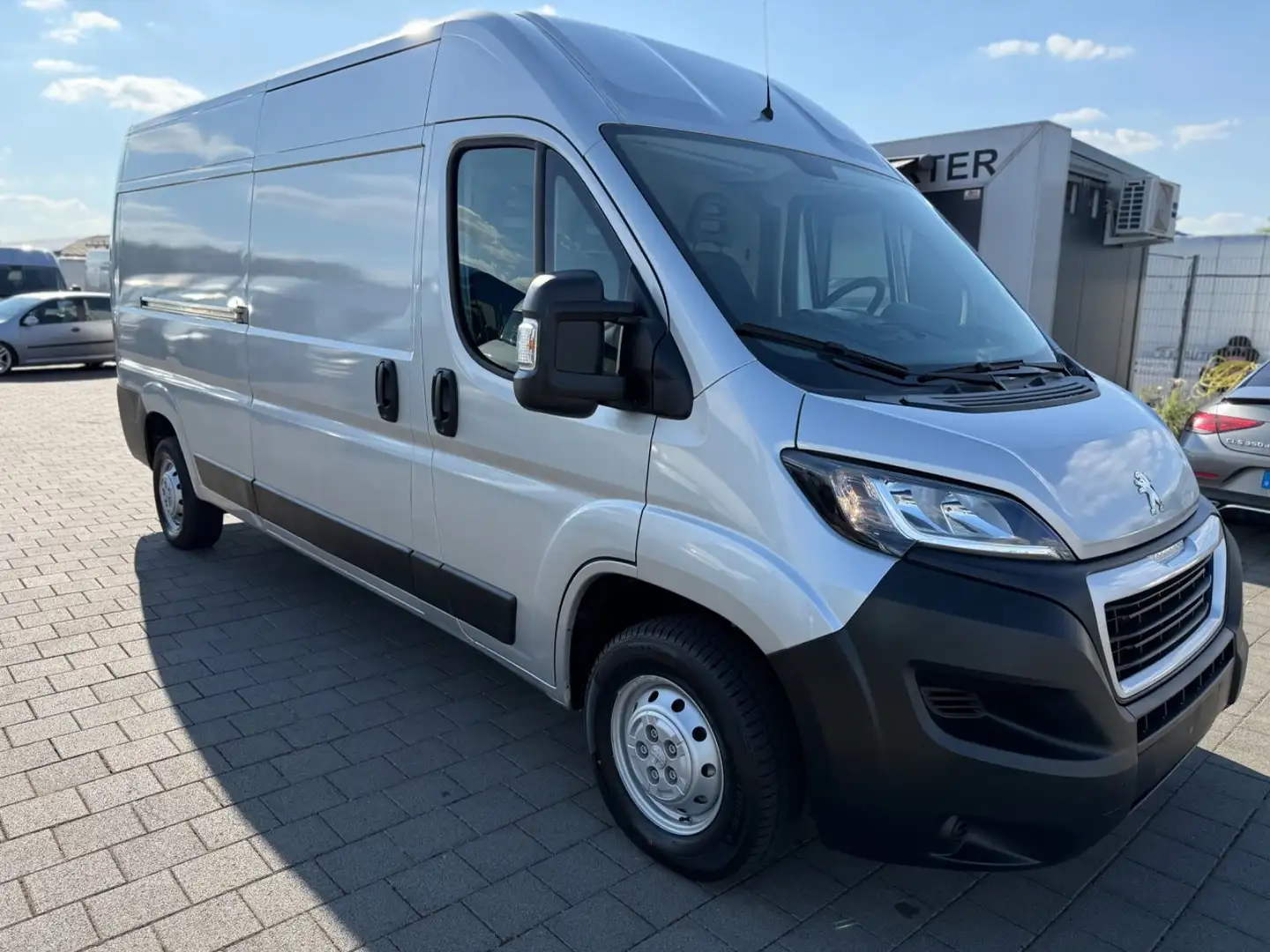 Peugeot Boxer L3H2 EURO6 Klima PDC TüV + Service NEU Argintiu - 1