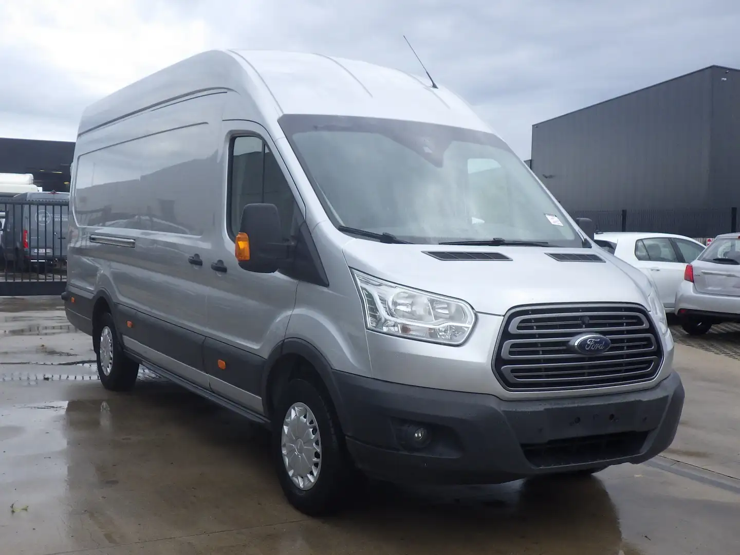 Ford Transit Zilver - 1