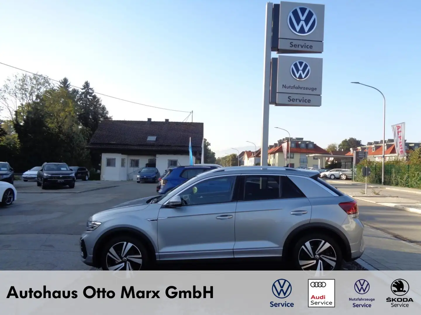 Volkswagen T-Roc 1,5 TSI DSG R-Line (AHK+LED+Navi) Navi Argent - 1