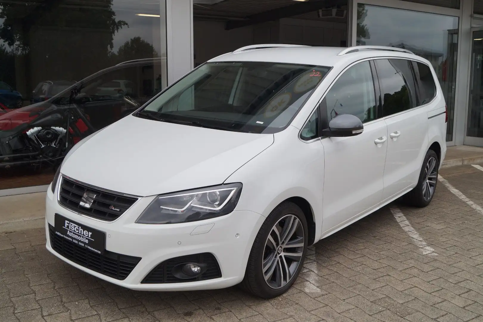 SEAT Alhambra FR-Line *Xenon*PDC*BT*Navi*AHK Blanc - 1