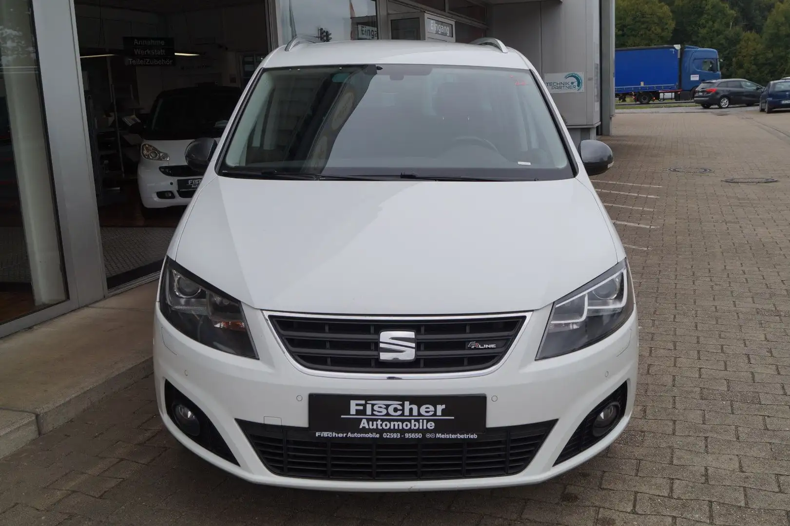 SEAT Alhambra FR-Line *Xenon*PDC*BT*Navi*AHK Blanc - 2