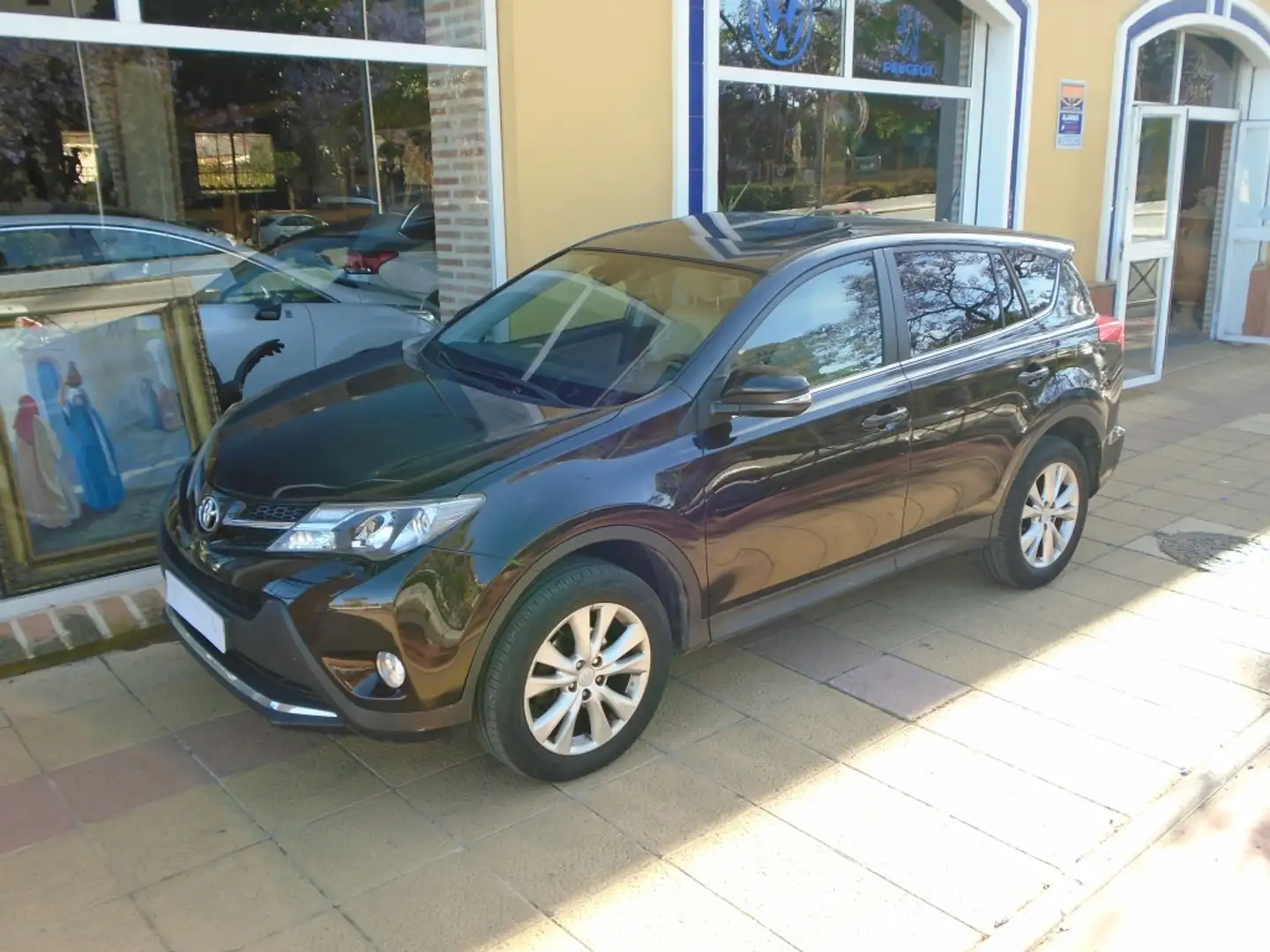 Toyota RAV 4 150D Executive AWD Noir - 1