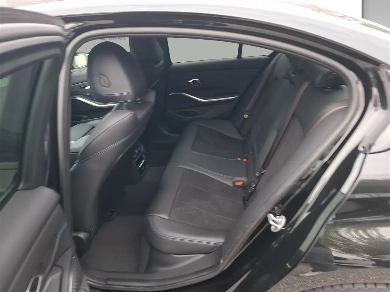 BMW 320 d xDrive Limousine MX (G20) M Sportpaket DAB 11
