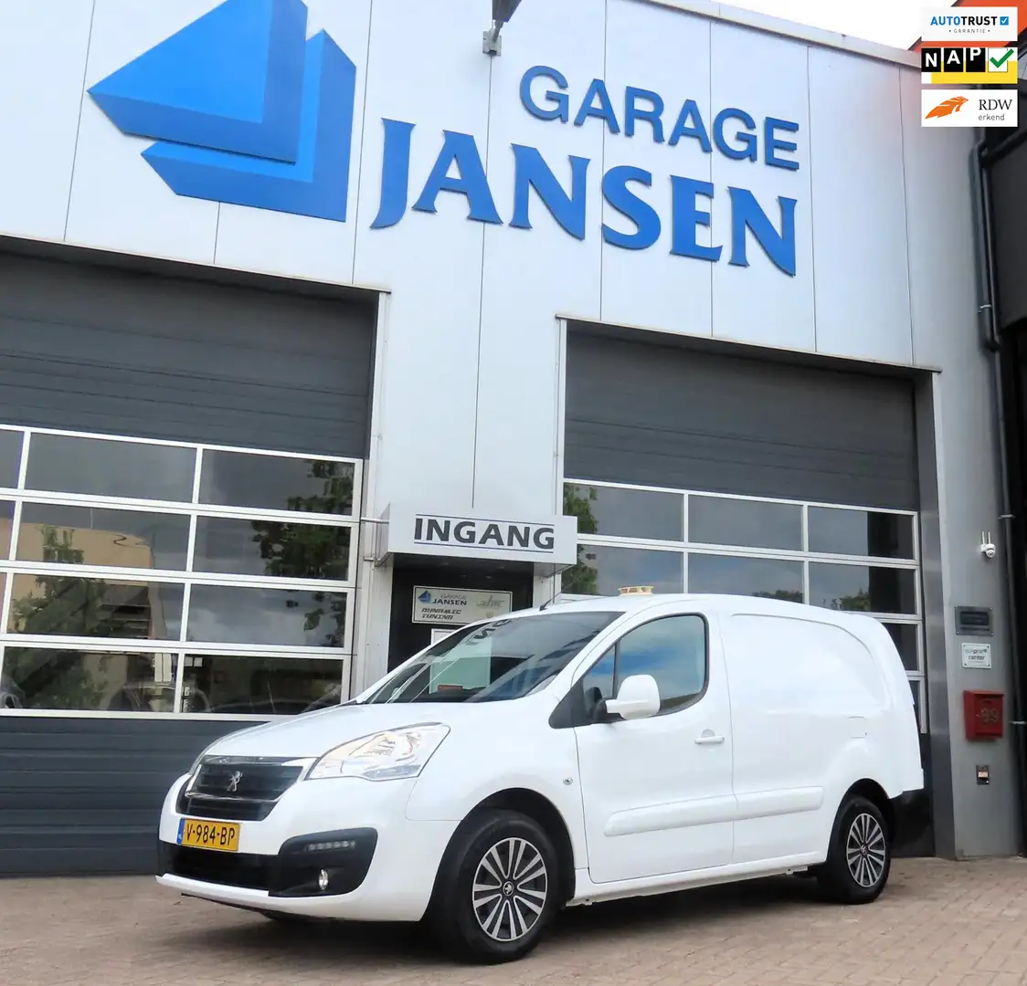 Peugeot Partner 122 1.6 BlueHDi 100 XR S&S maxi l2 Wit - 1