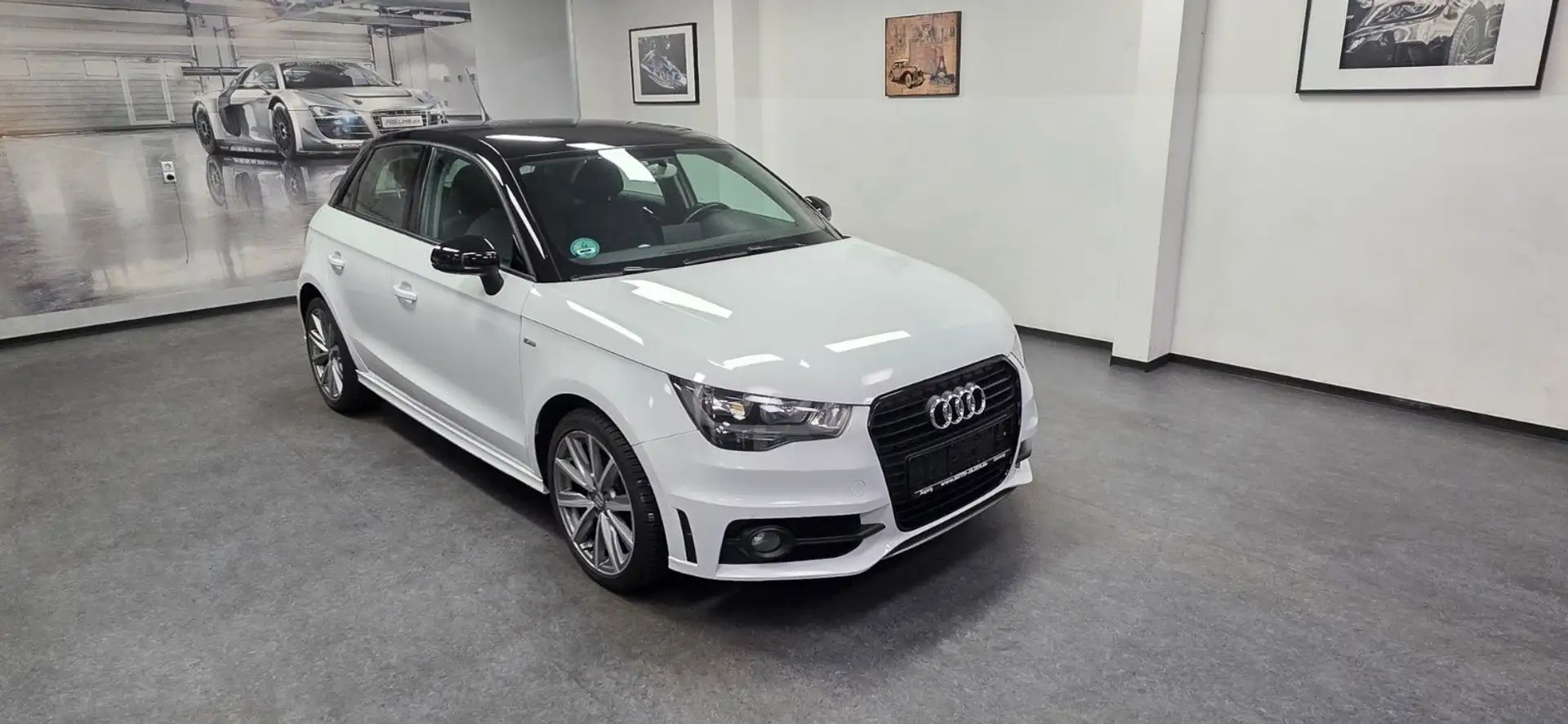 Audi A1 1.2 admired PDC Navi 88.000 km TÜV 01/2028 Weiß - 2