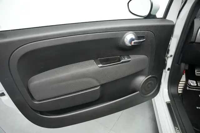 Fiat 500 view 12
