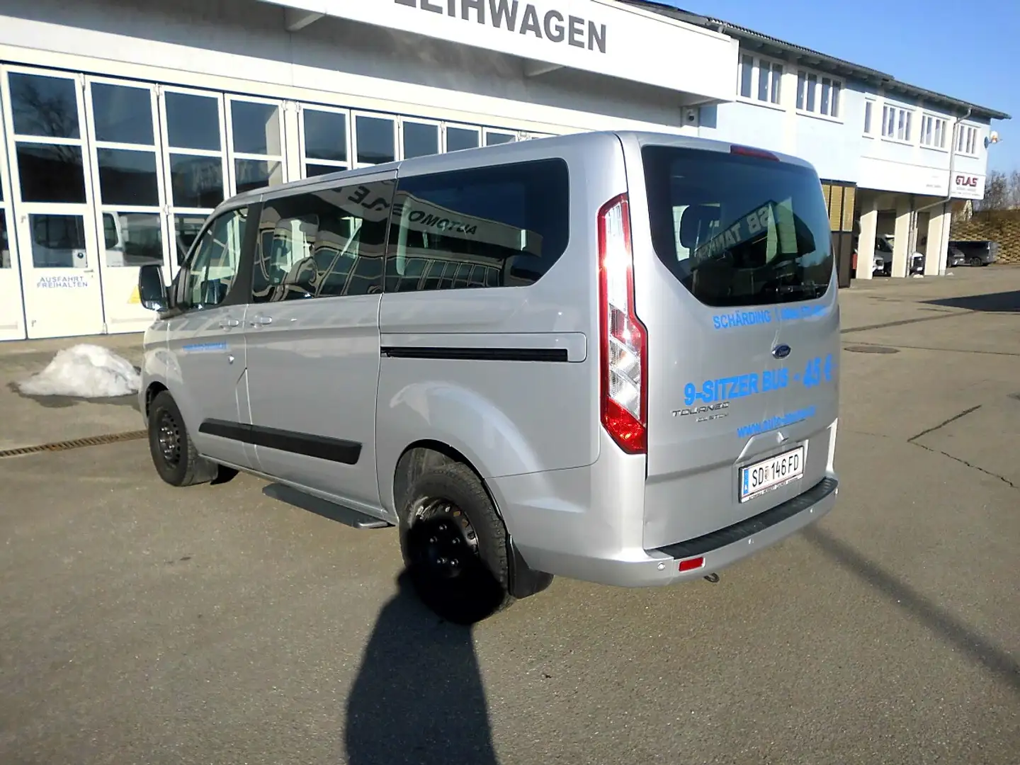 Ford Tourneo Custom 2,0 EcoBlue 320 L1 Trend Silber - 2