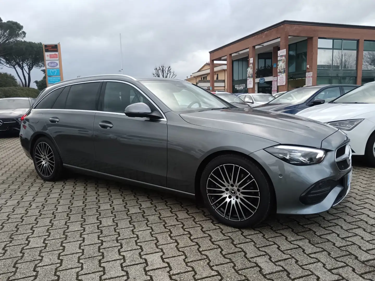 Mercedes-Benz C 200 SW d mhev Advanced auto Grigio - 2