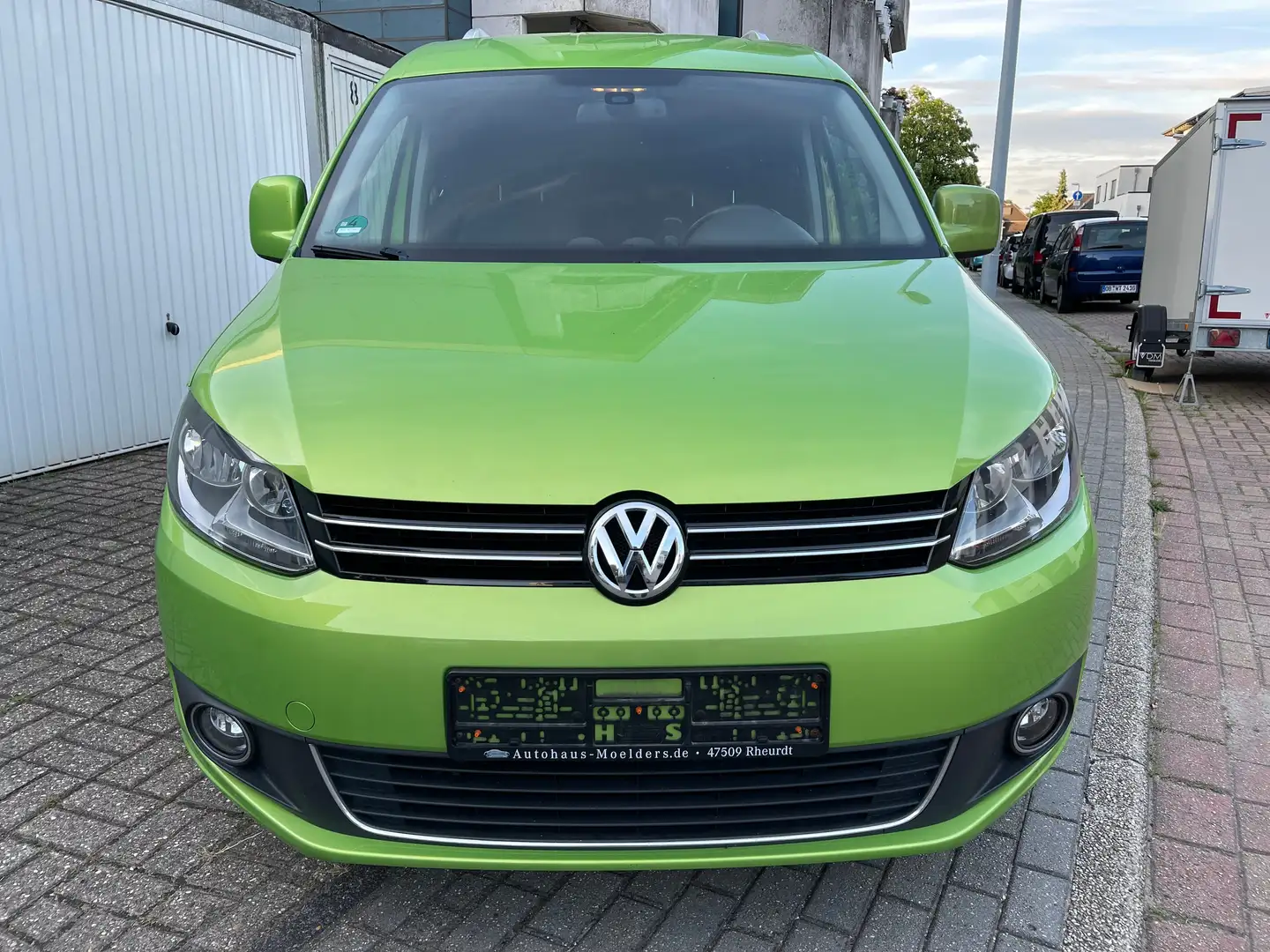 Volkswagen Caddy Caddy 1.6 TDI Tiam Edition Grün - 2