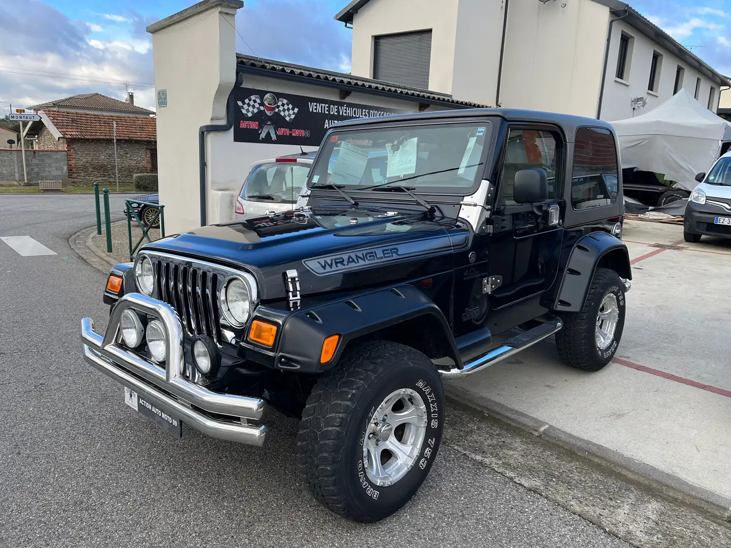 Jeep Wrangler 4.0L Sport Negro - 1