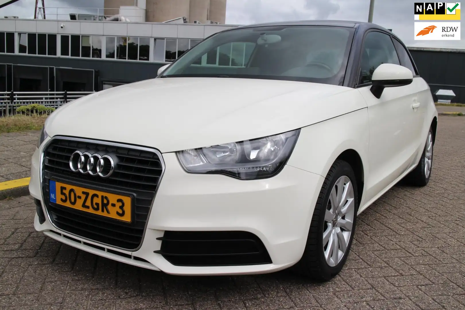 Audi A1 1.2 TFSI Connect Білий - 1