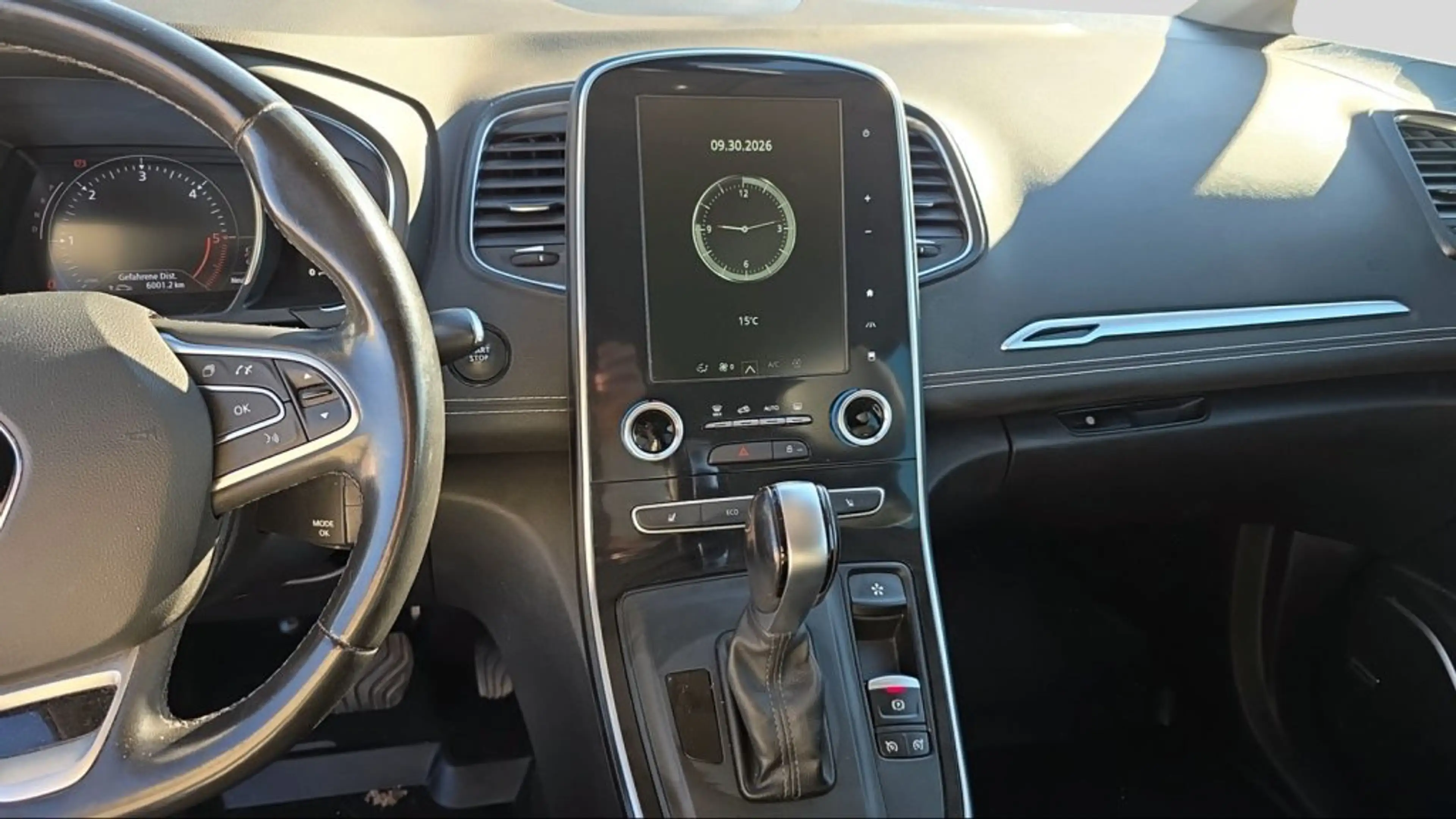Renault Grand Scenic Grand Scénic Blue dCi 120 EDC BOSE — photo 9