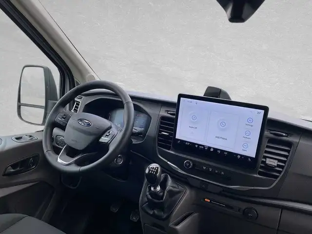 Ford Transit view 4
