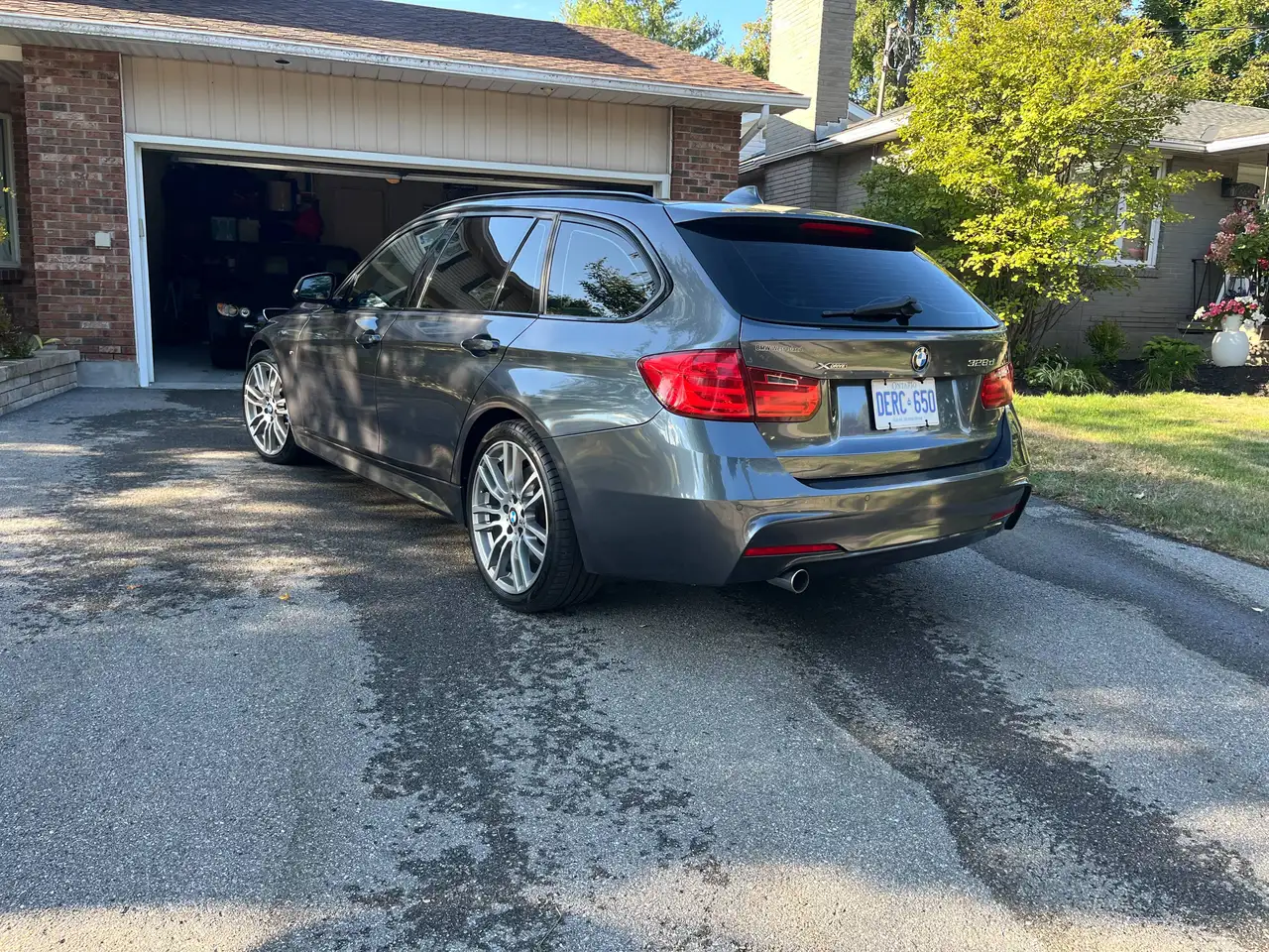 BMW 3 Series photo BMW 3 Series