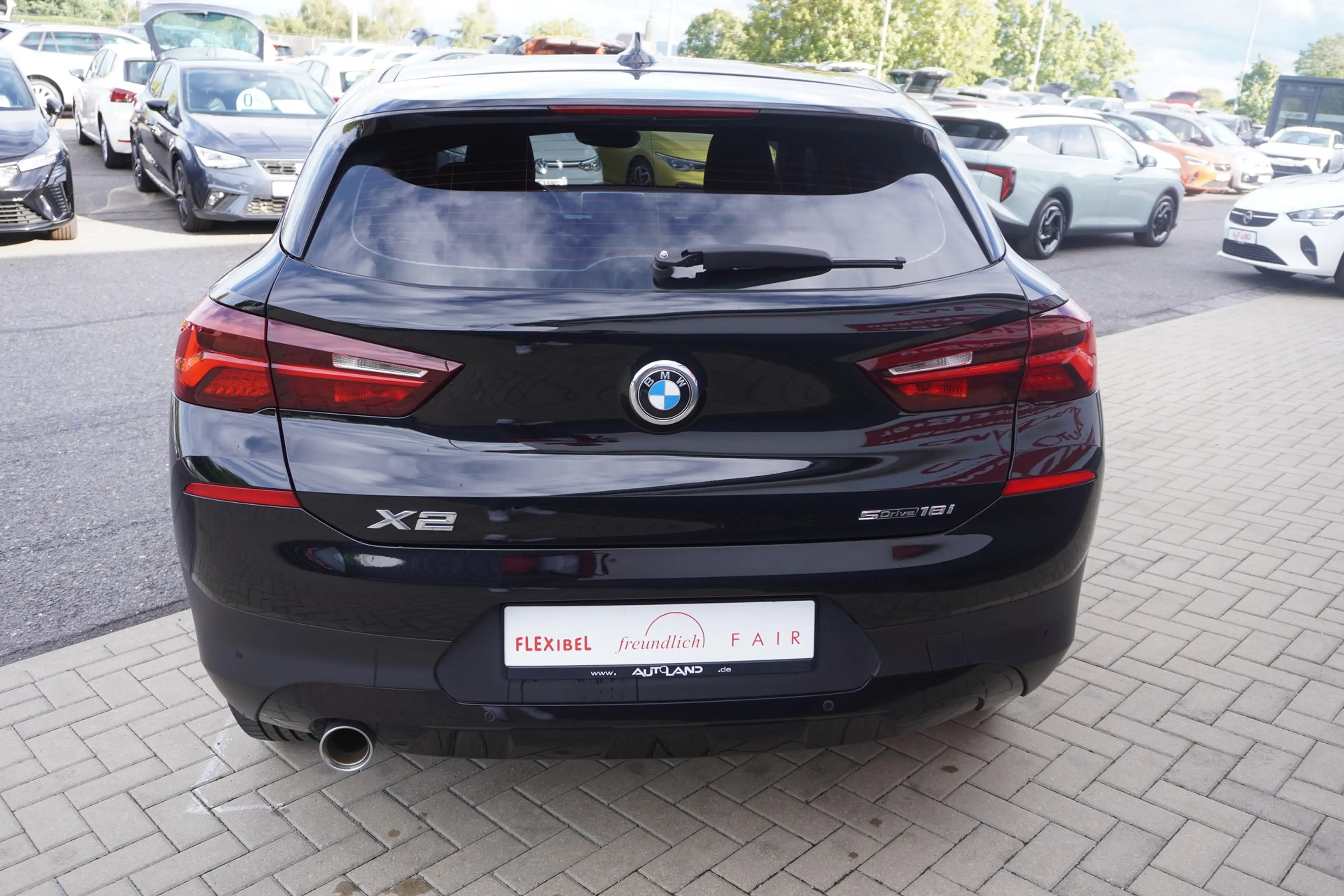 BMW X2 sDrive 18i LED Navi Tempomat PDC — photo 4