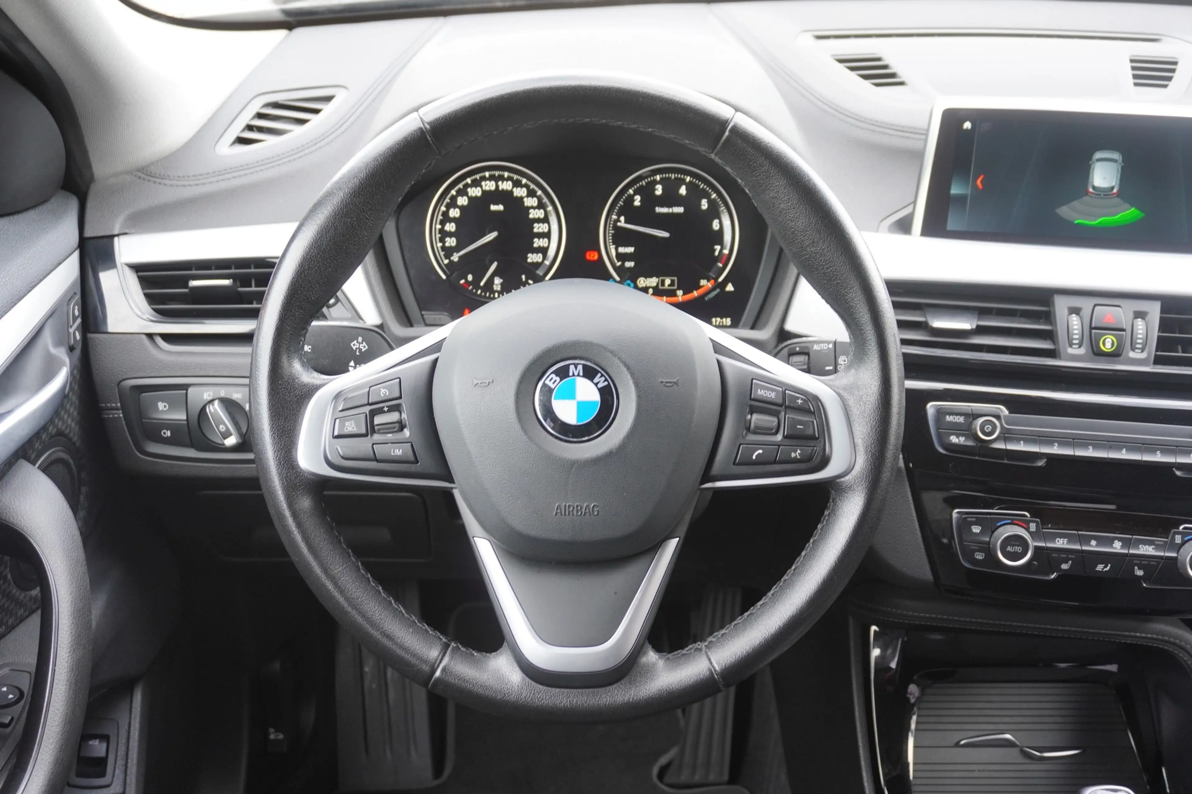 BMW X2 sDrive 18i LED Navi Tempomat PDC — photo 10