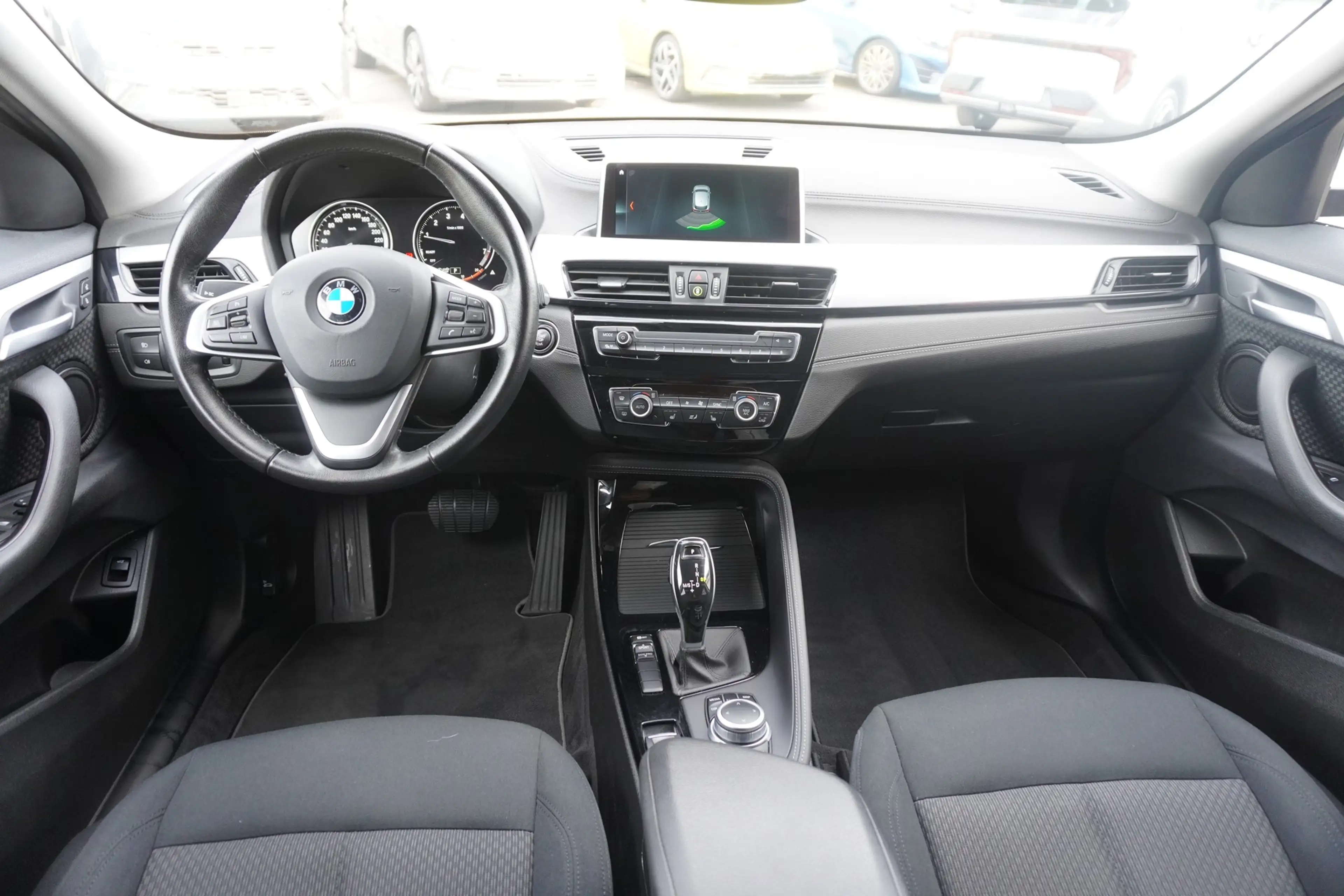 BMW X2 sDrive 18i LED Navi Tempomat PDC — photo 8