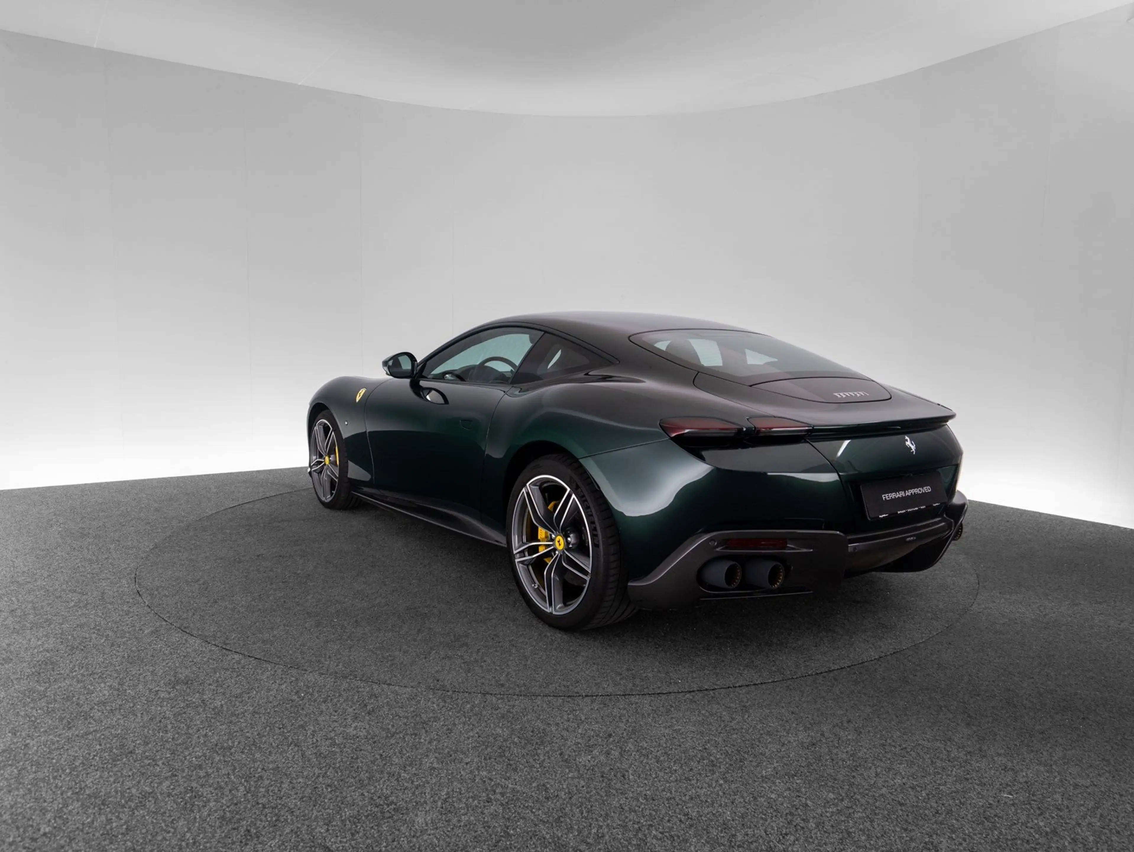 Ferrari Roma — photo 7