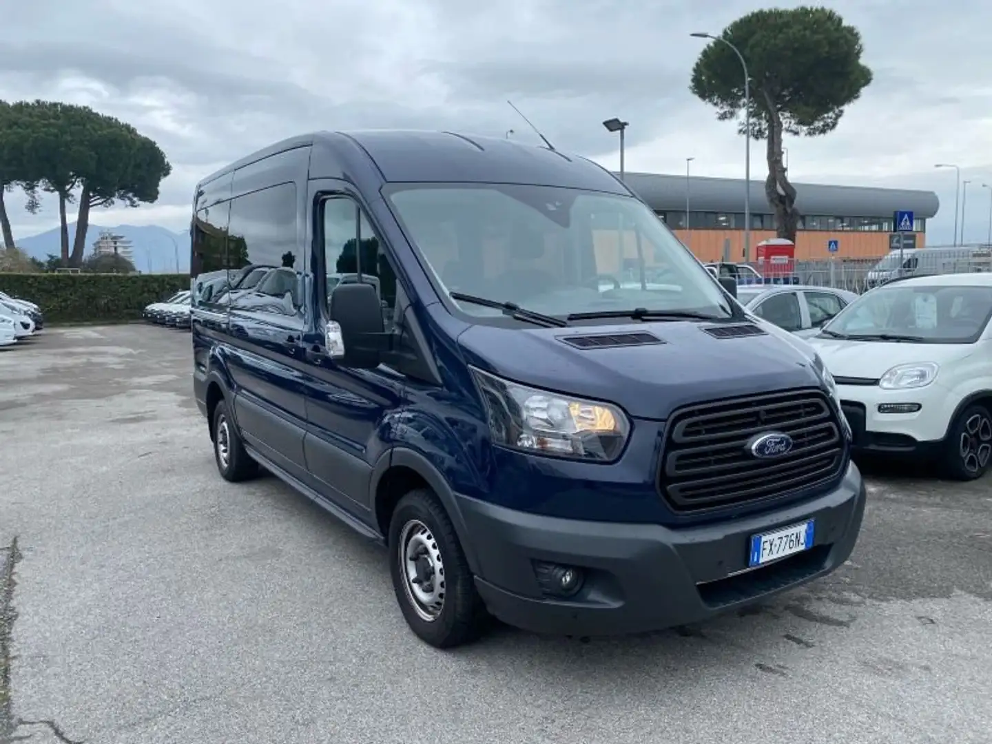 Ford Transit Bus 2.0 ecoblue combi 8p. Blu/Azzurro - 2