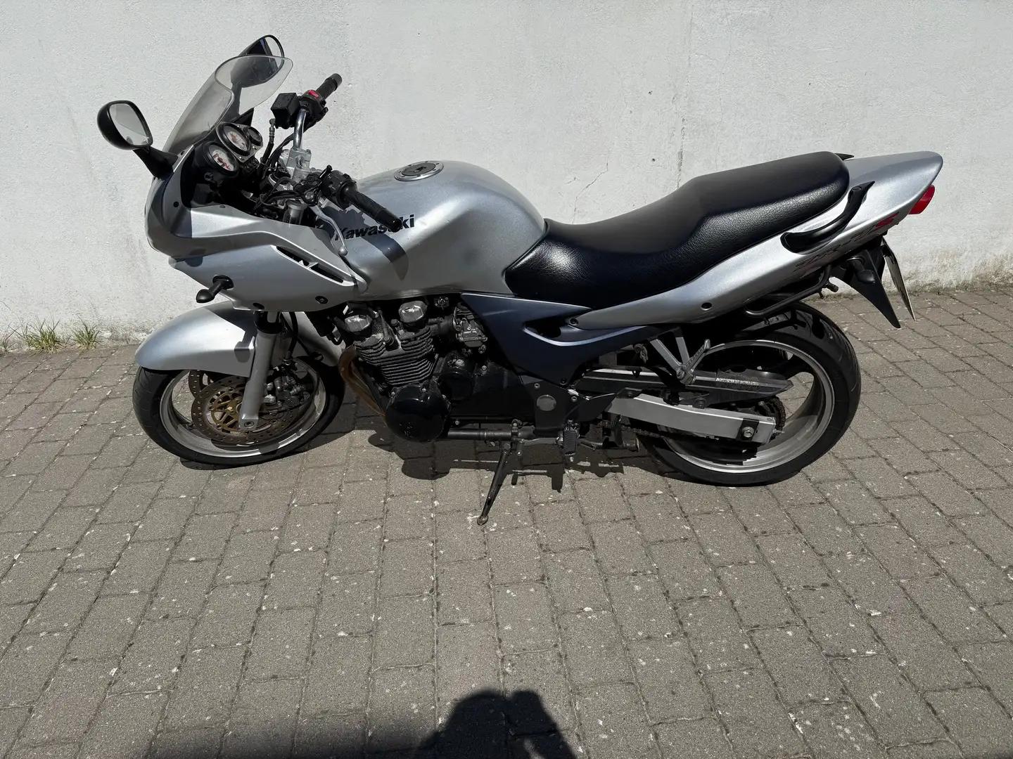 Kawasaki ZR - 7 ZR - 7S Silber - 1
