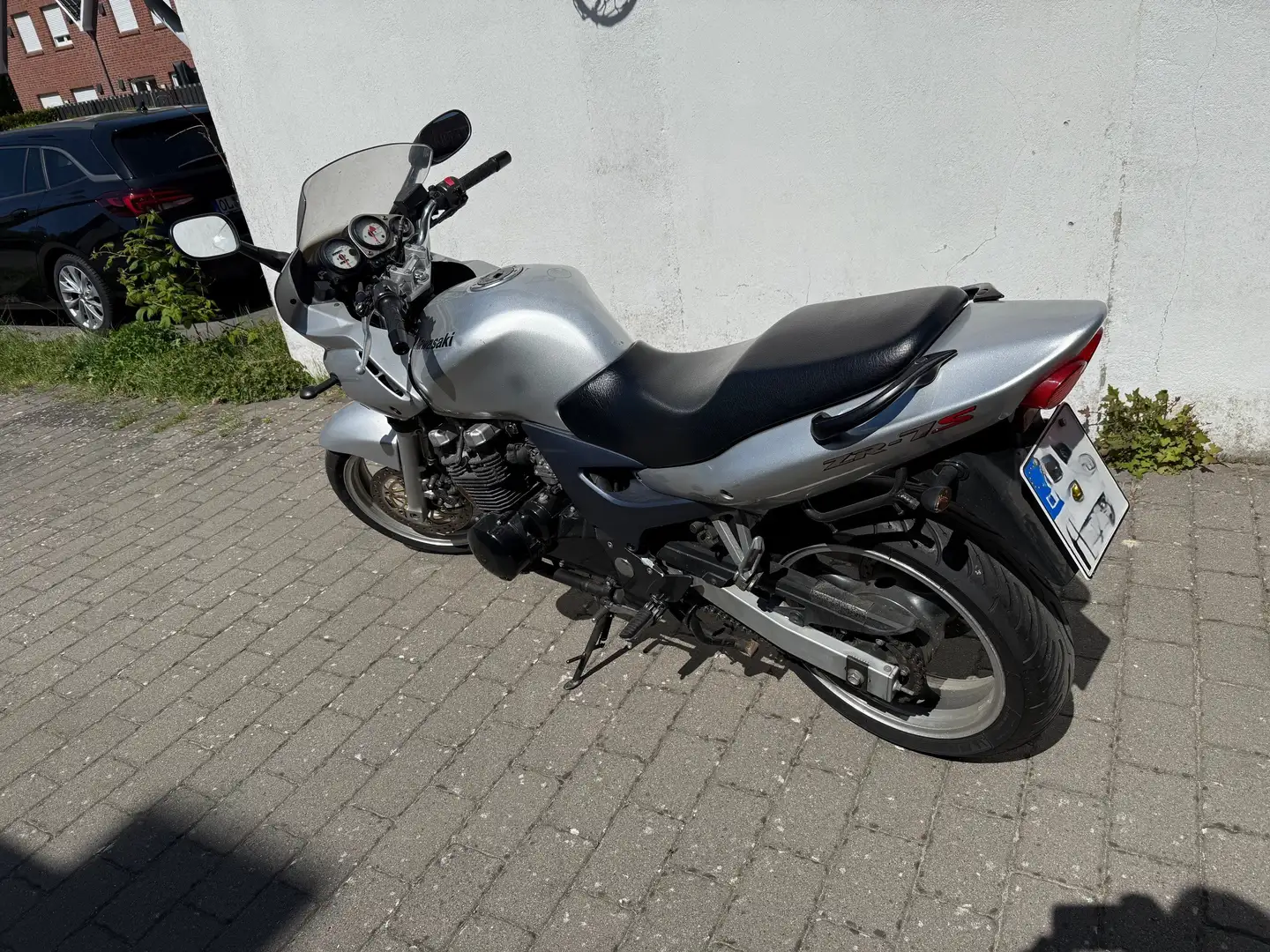 Kawasaki ZR - 7 ZR - 7S Silber - 2