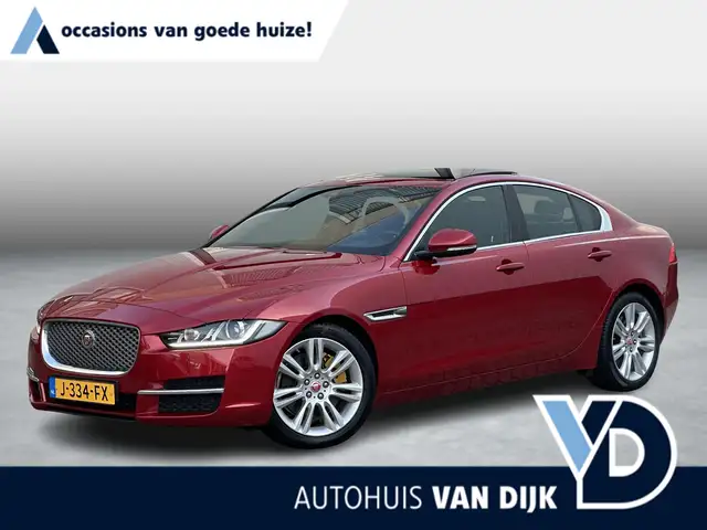 Jaguar XE 2.0 Portfolio | Pano-schuifdak/Leder/Camera/Trekha