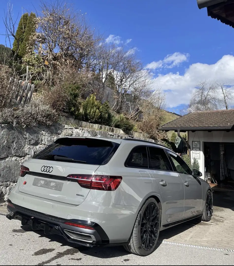 Audi A4 Avant 40 TDI S-line Quattro - 2