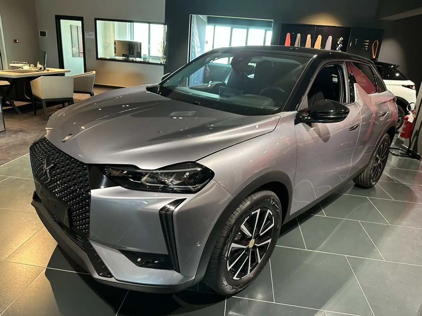 DS Automobiles DS 3 3 EDITION FRANCE Серый - 1