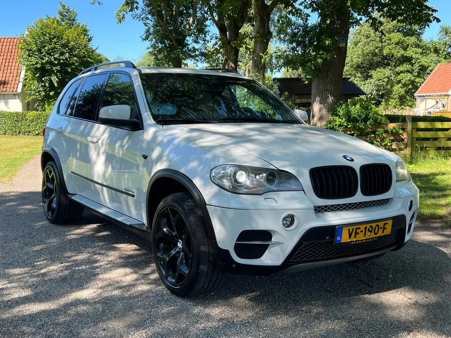 BMW X5 XDRIVE40D | Grijskenteken | Leder + Navi | Wit - 1