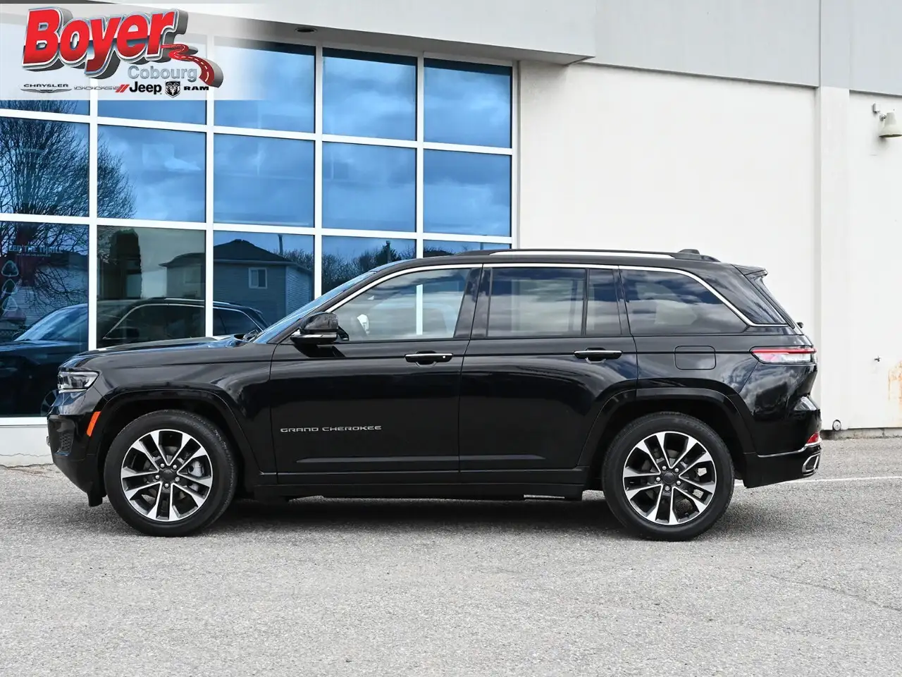 Jeep Grand Cherokee снимка Jeep Grand Cherokee
