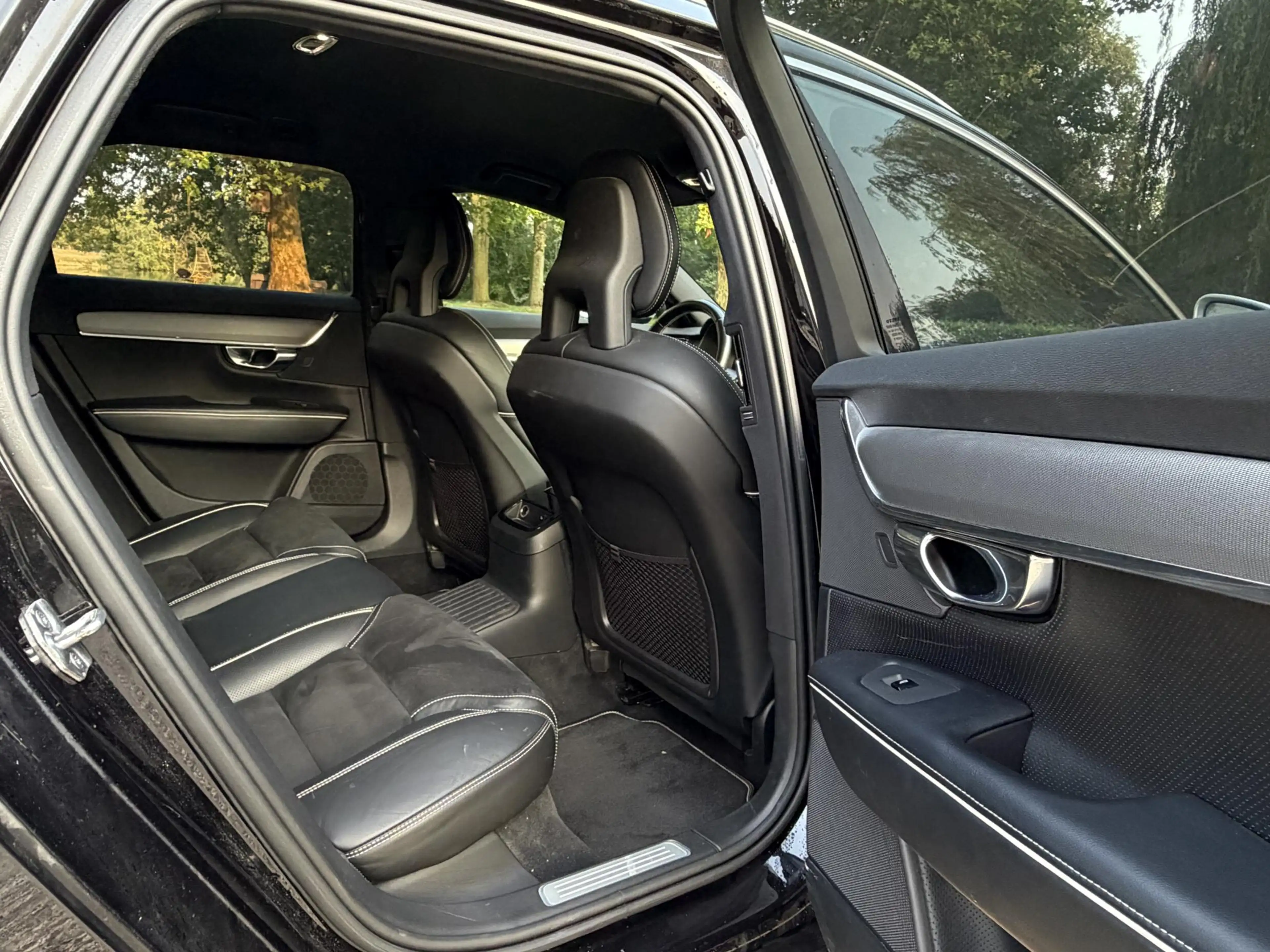 Volvo V90 T8 R-Design,Hud,Luchtvering,Trekhaak *Dealer O.H.* — photo 16