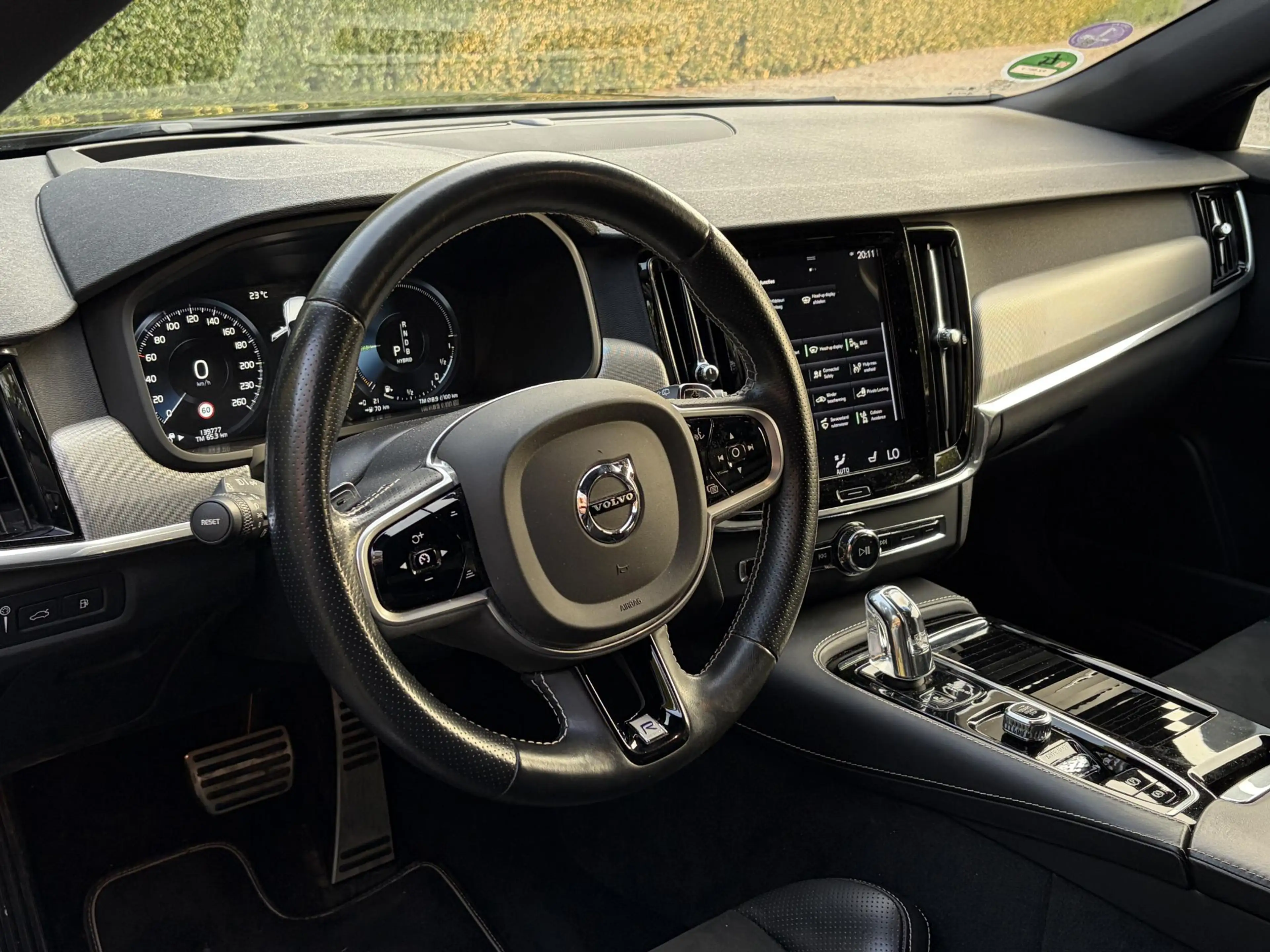 Volvo V90 T8 R-Design,Hud,Luchtvering,Trekhaak *Dealer O.H.* — photo 6