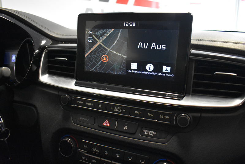 Kia Ceed / cee'd Vision 1.6 CRDI Navi Kamera 1-Hand — photo 7