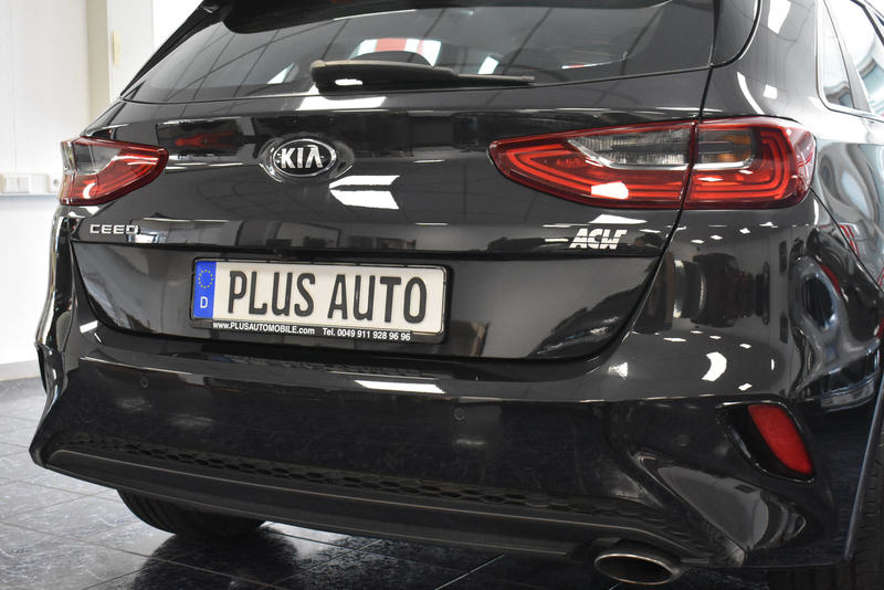 Kia Ceed / cee'd Vision 1.6 CRDI Navi Kamera 1-Hand — photo 14