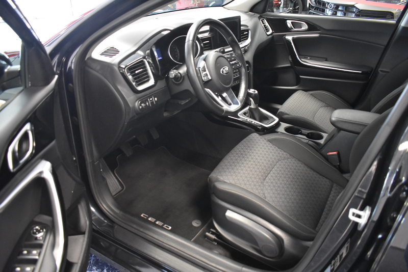 Kia Ceed / cee'd Vision 1.6 CRDI Navi Kamera 1-Hand — photo 5