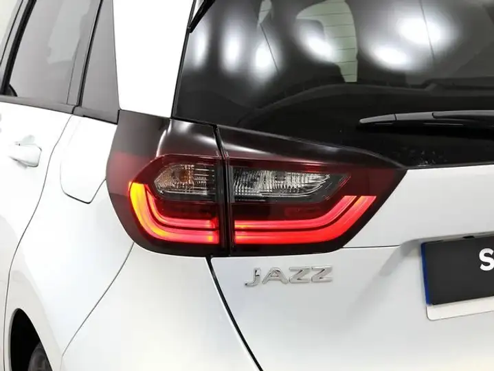 Honda Jazz 1.5i-MMD ADVANCE 2025, foto 36