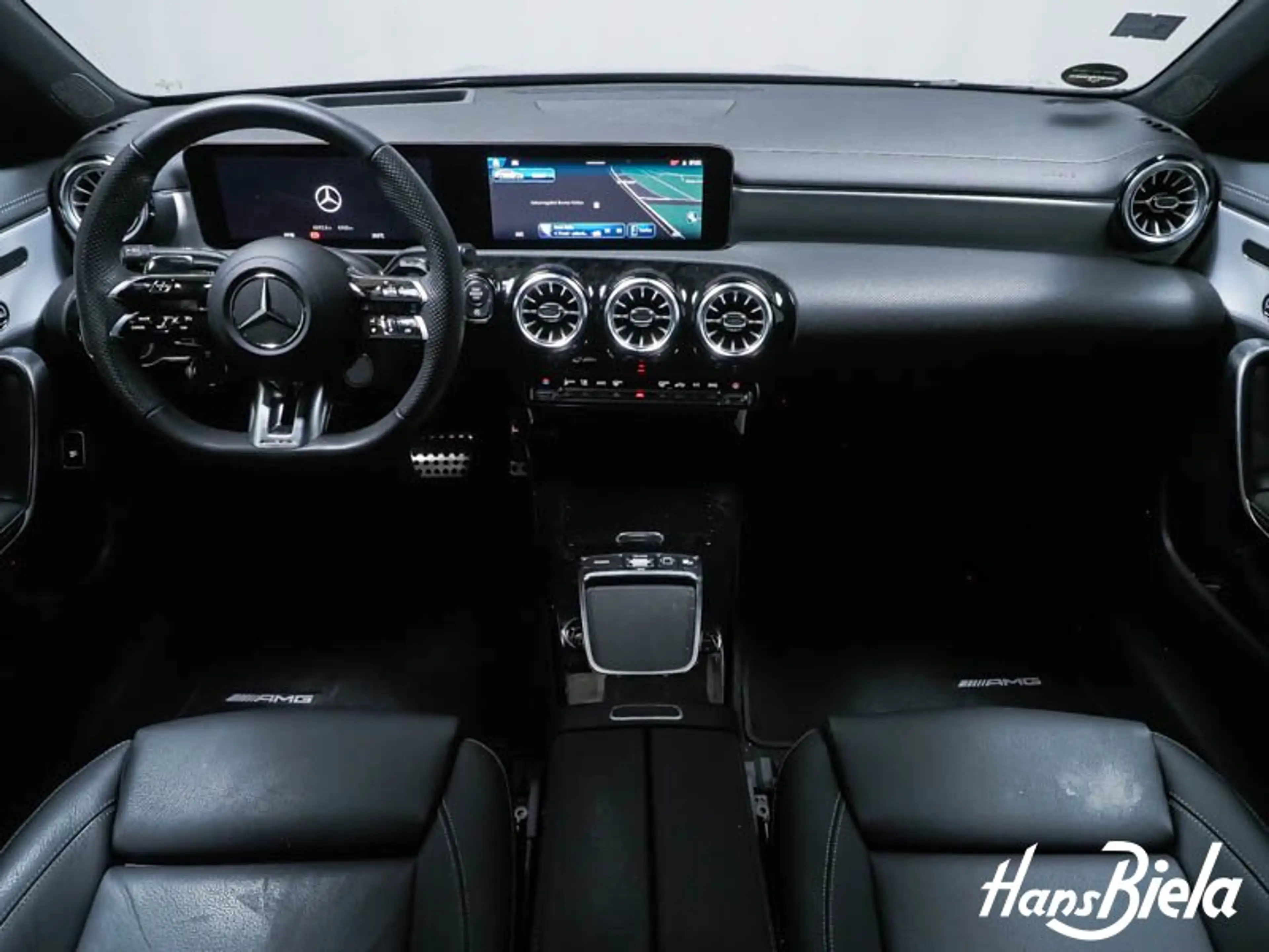 Mercedes-Benz CLA 35 AMG Mercedes-AMG CLA 35 4M SB Night/Prem+/Aero/Pano — photo 8