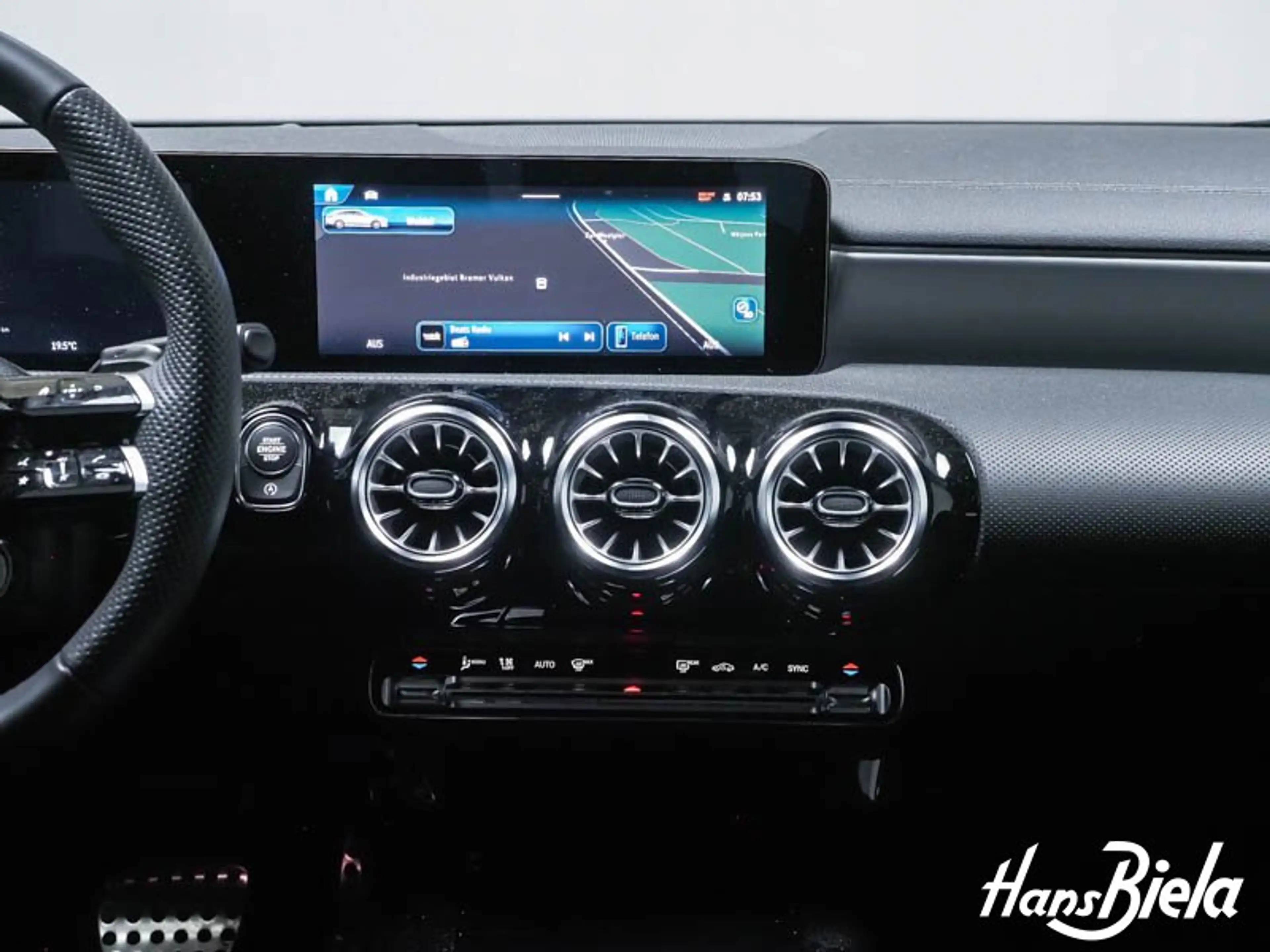 Mercedes-Benz CLA 35 AMG Mercedes-AMG CLA 35 4M SB Night/Prem+/Aero/Pano — photo 7