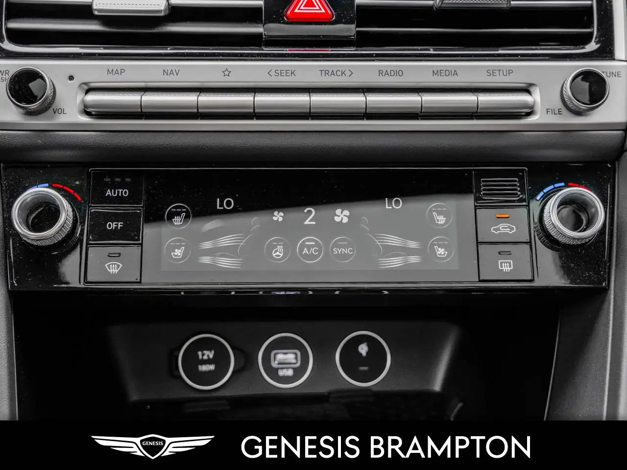 Genesis G70 снимка Genesis G70