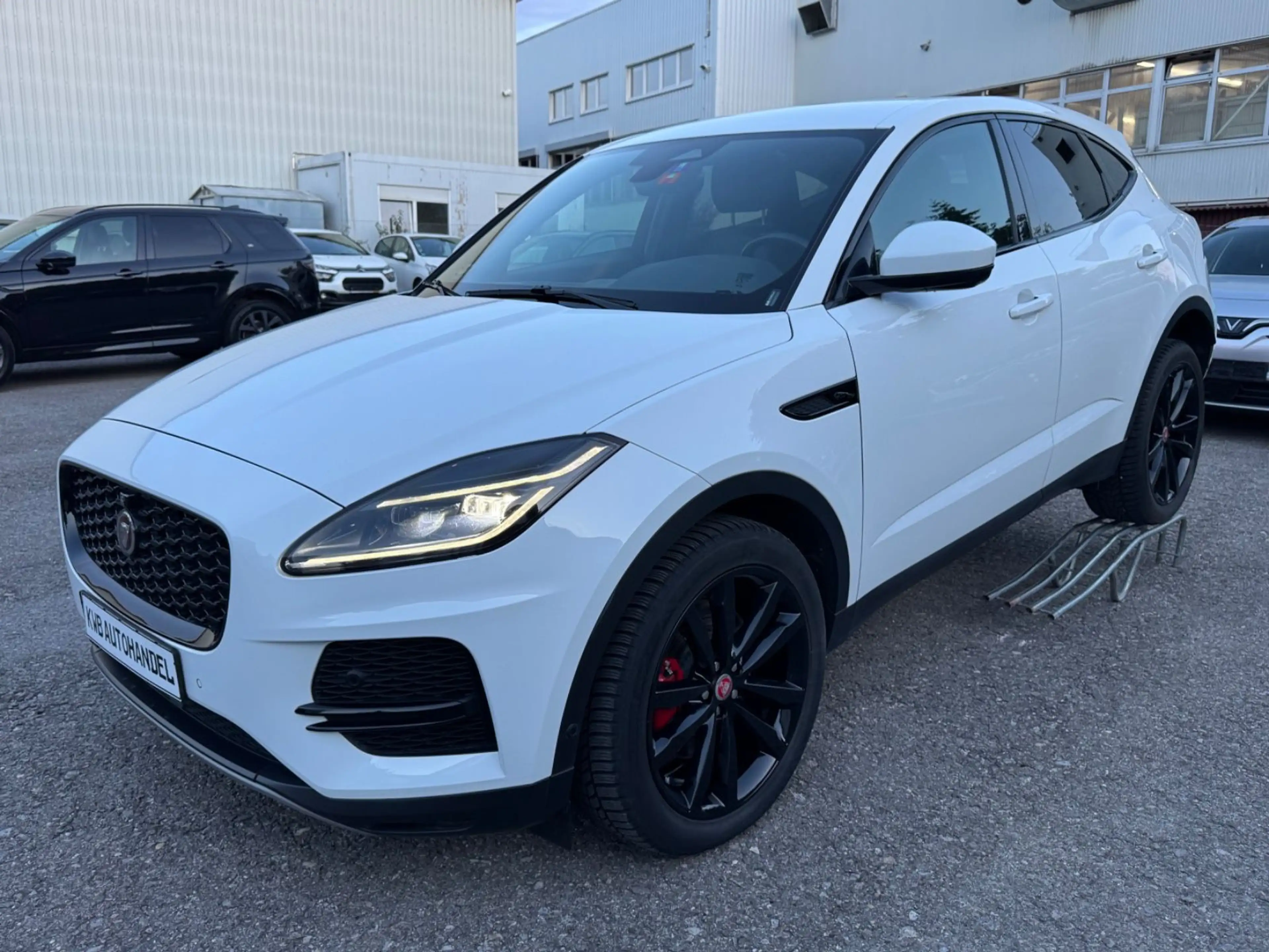 Jaguar E-Pace D165 AWD 360° Kamera Leder Navi