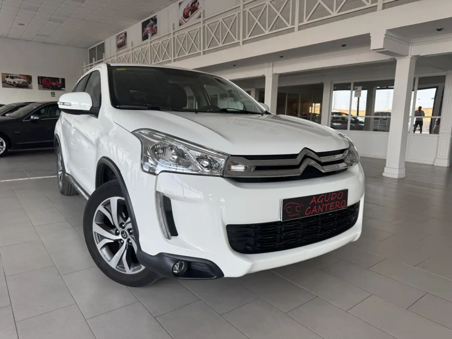 Citroen C4 Aircross 1.6HDI S&S Seduction 2WD 115 Bílá - 1
