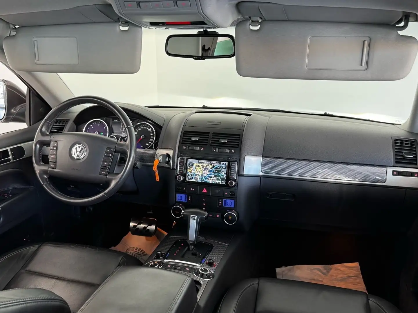 Volkswagen Touareg 3.0 V6 TDI R-Line Individual|AHK|STANDHZ Grijs - 2
