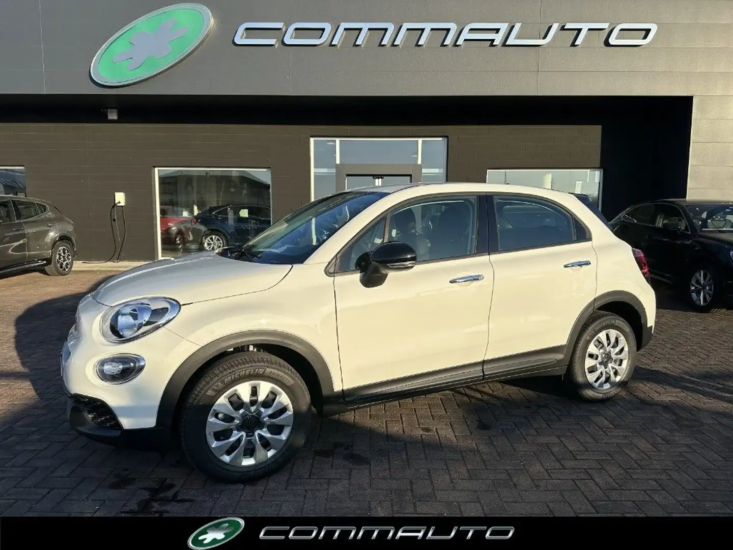 Fiat 500X 1.5 T4 Hybrid 130 CV DCT Bianco - 1
