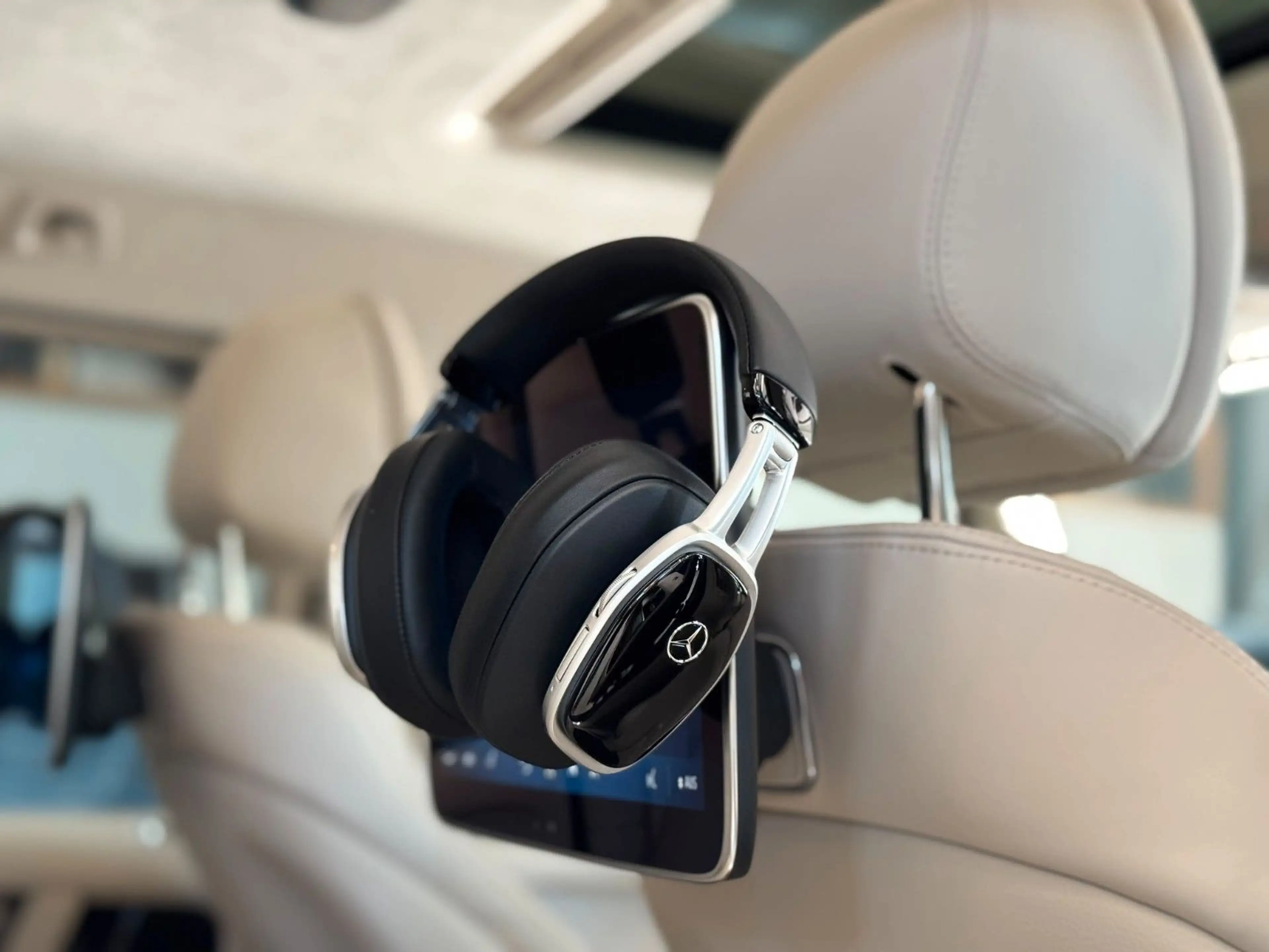 Mercedes-Benz G 63 AMG G63 AMG FULL CARBON ACTIVE RIDE A22 DVD WEBASTO — photo 12