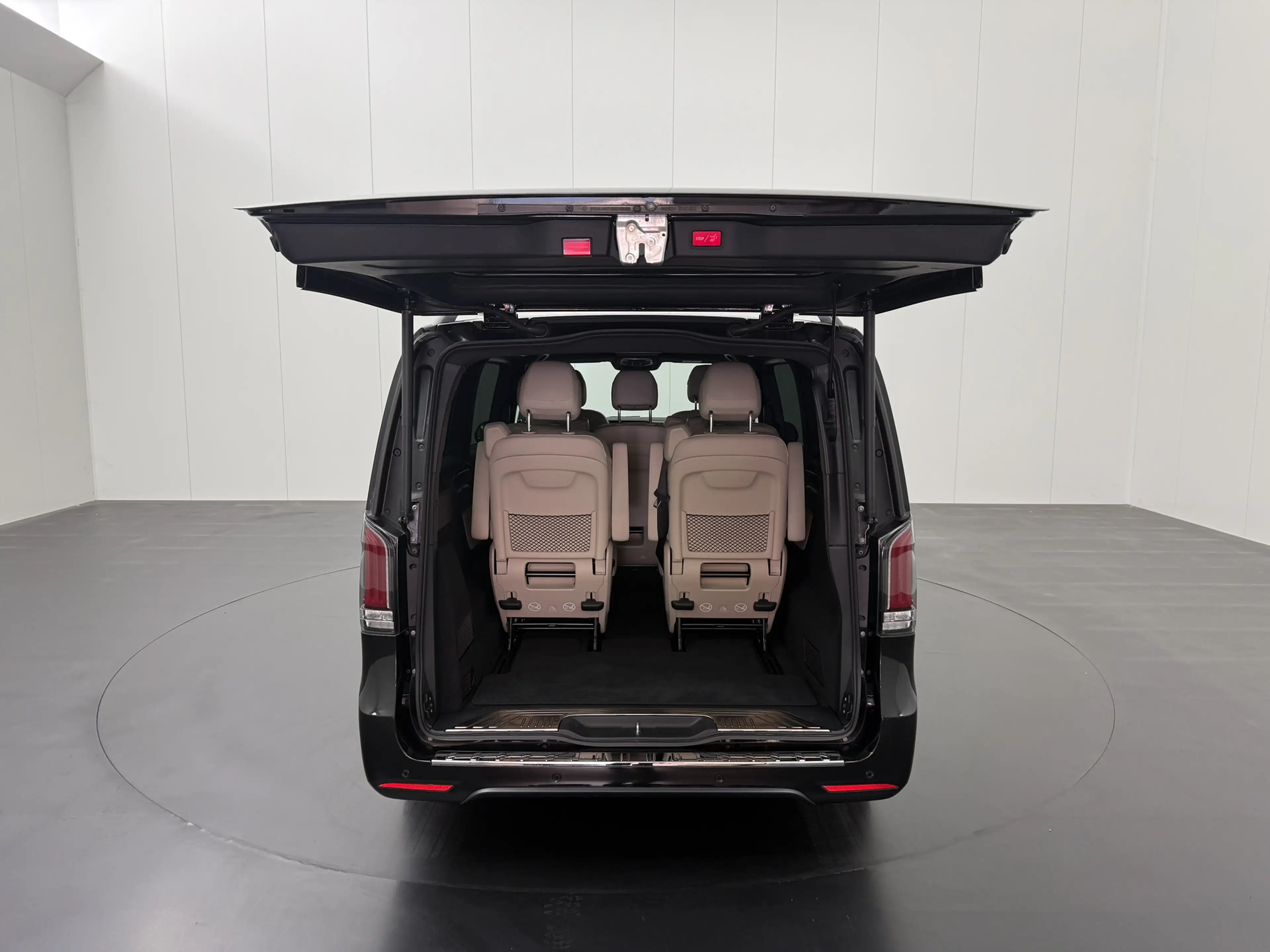 Mercedes-Benz EQV 300 Lang Avantgarde Exclusieve 7-Peroons | Pano | Elek — photo 4