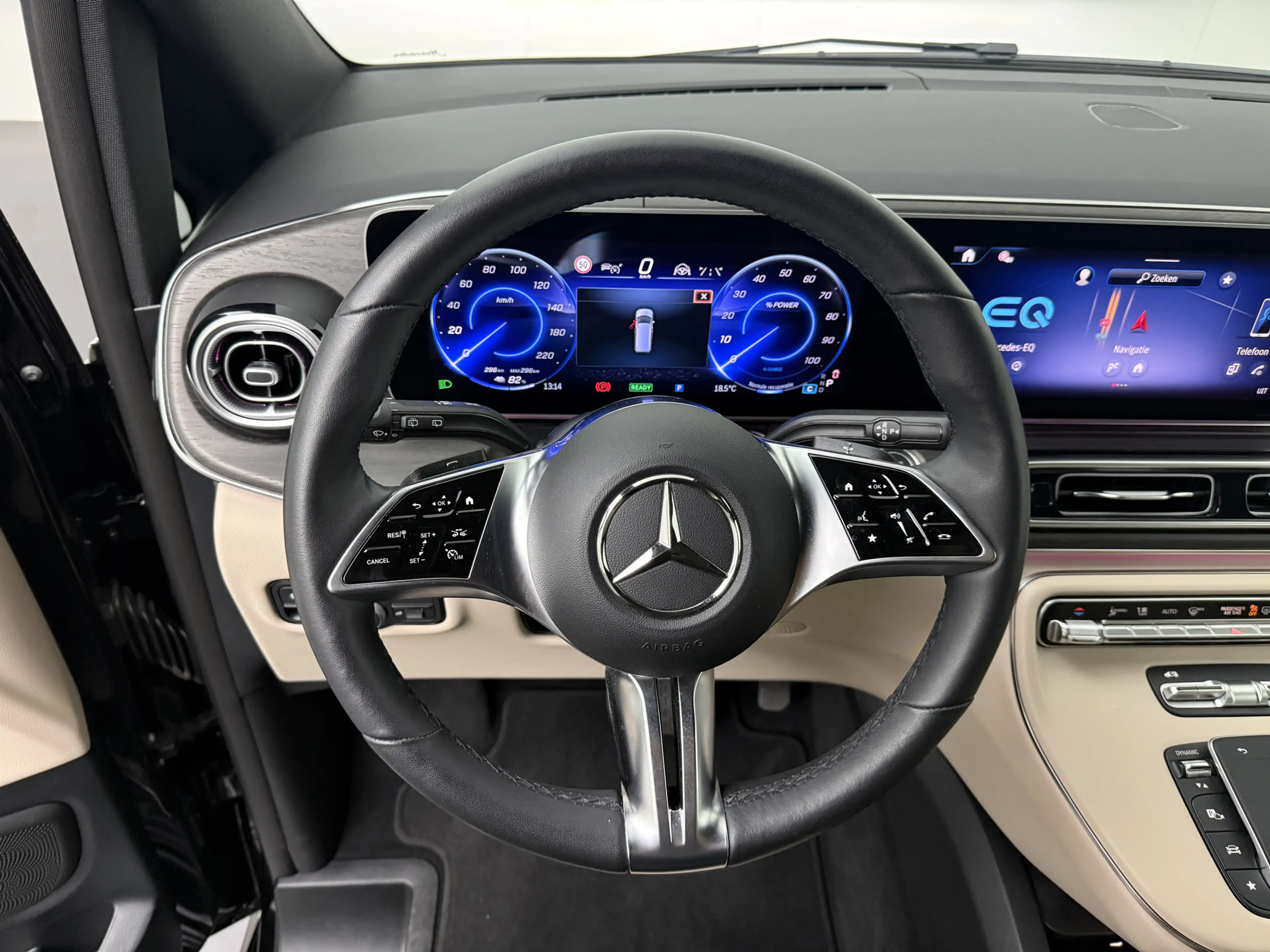 Mercedes-Benz EQV 300 Lang Avantgarde Exclusieve 7-Peroons | Pano | Elek — photo 14