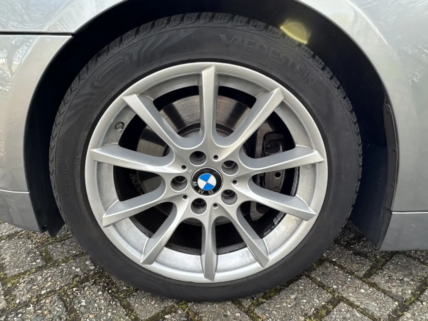 BMW 545 5-serie 545i Executive Сірий - 2