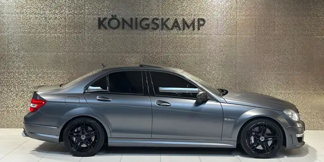 Mercedes-Benz C63 AMG | 457 ch | BVA | 127 790 km | Essence | 33 990 € | Caméra | Toit ouvrant | Harman Kardon | Cuir | Bi-Xénon