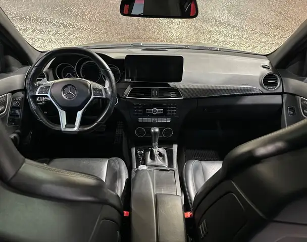 Mercedes-Benz C63 AMG | 457 ch | BVA | 127 790 km | Essence | 33 990 € | Caméra | Toit ouvrant | Harman Kardon | Cuir | Bi-Xénon