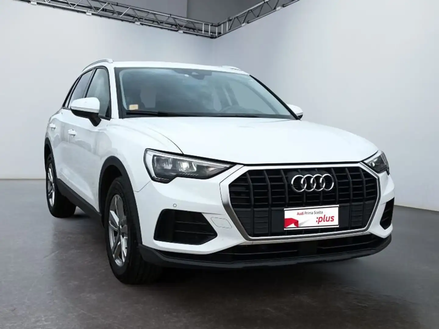 Audi Q3 2ª serie 35 TDI S tronic Business Bianco - 1